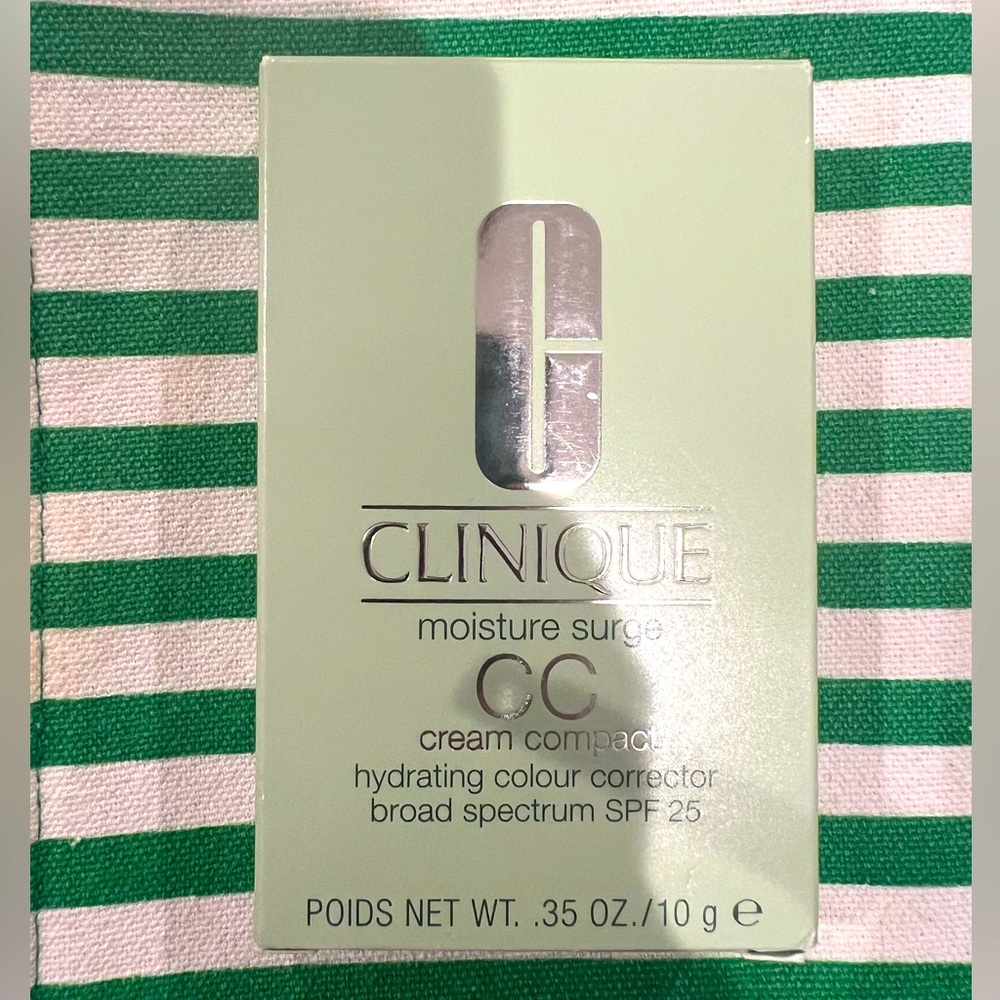 Clinique Moisture Surge Cream Compact Hydrating Color Corrector SPF 25